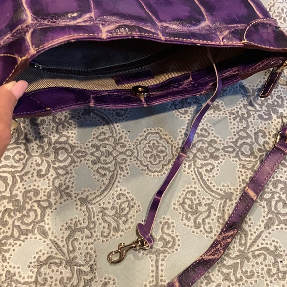 Dooney & Bourke patterned leather- purple purse - Picture 4 of 8